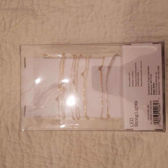 Room Essentials LED String Lights 9' - Picture 3 of 3